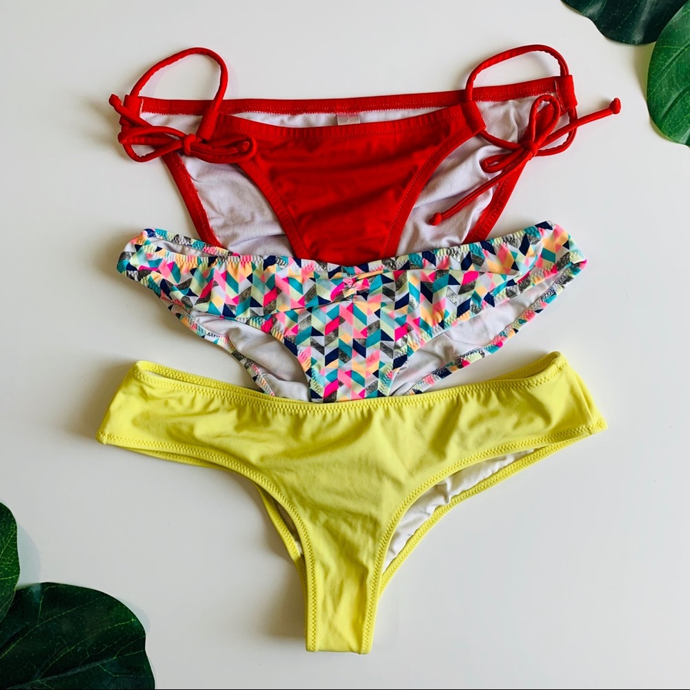 Victoria's Secret / Pink Bundle Bikinis